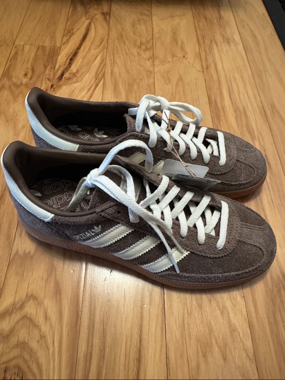 NWT adidas Handball Spezial Sneakers - Brown/White - Women’s 6.5